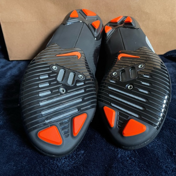 Nike Men`s Superrep Cycle Indoor Cycling Shoes Black Crimson CW2191_008 - Picture 4 of 5